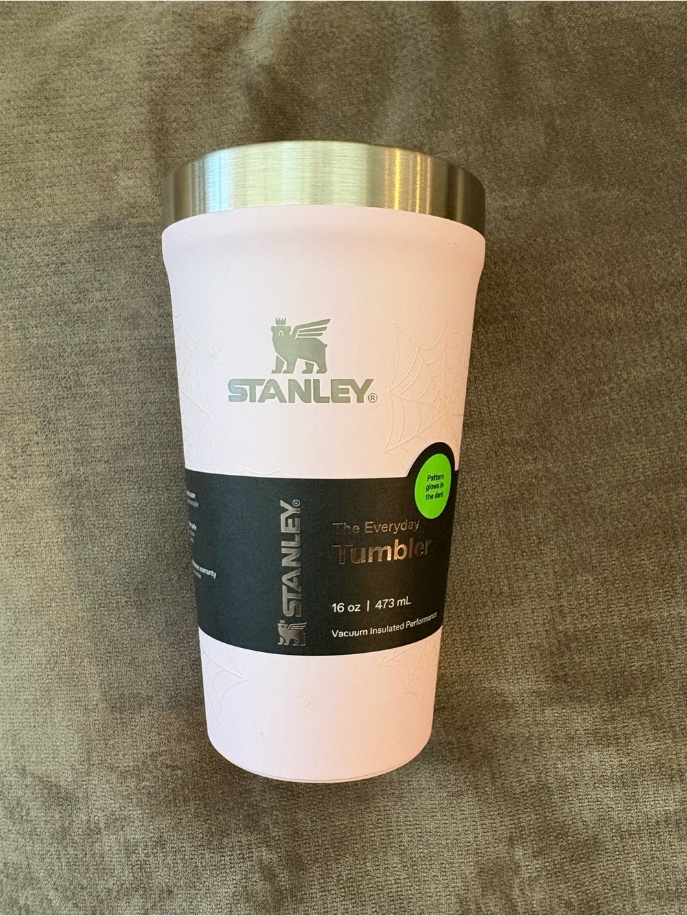 Stanley Pink Glow in The Dark - Picture 5 of 7